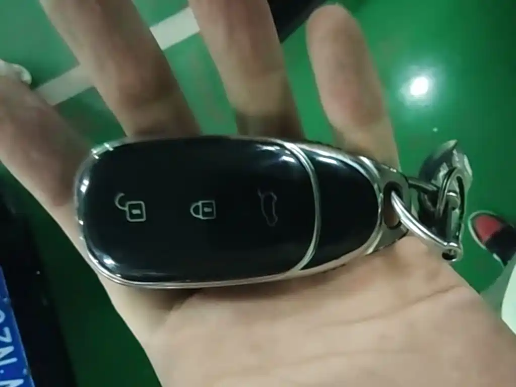 Li Auto Li ONE — миниатюра 10