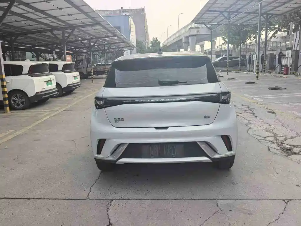 BYD Dolphin — миниатюра 8