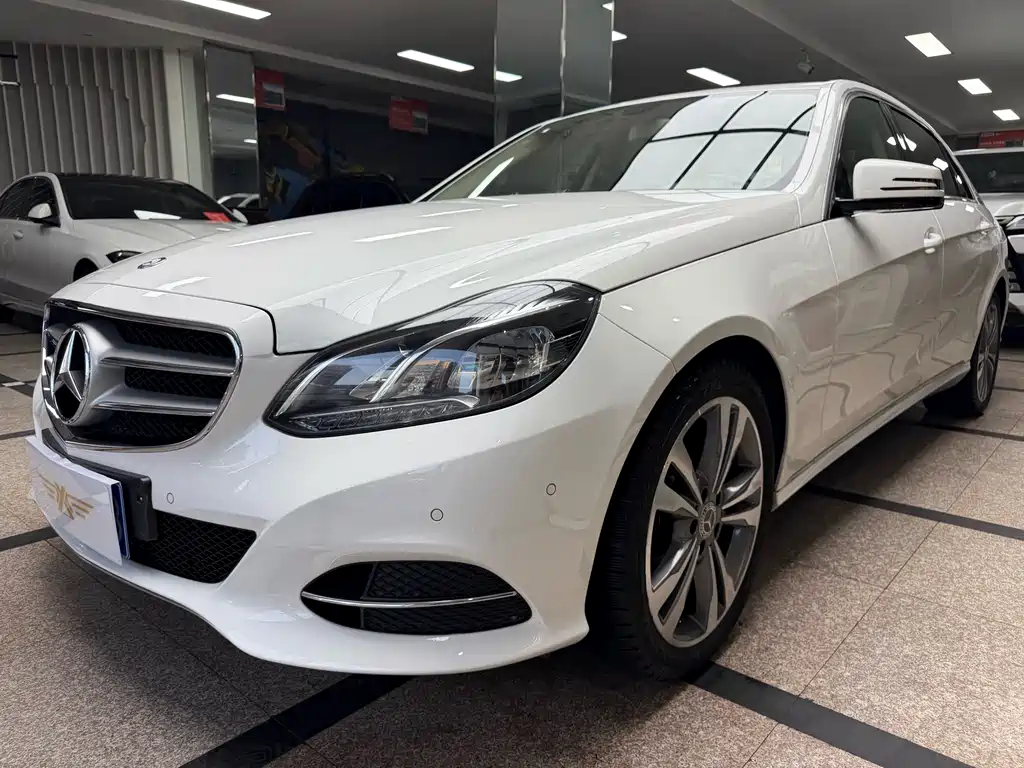Mercedes-Benz E-Class 2013