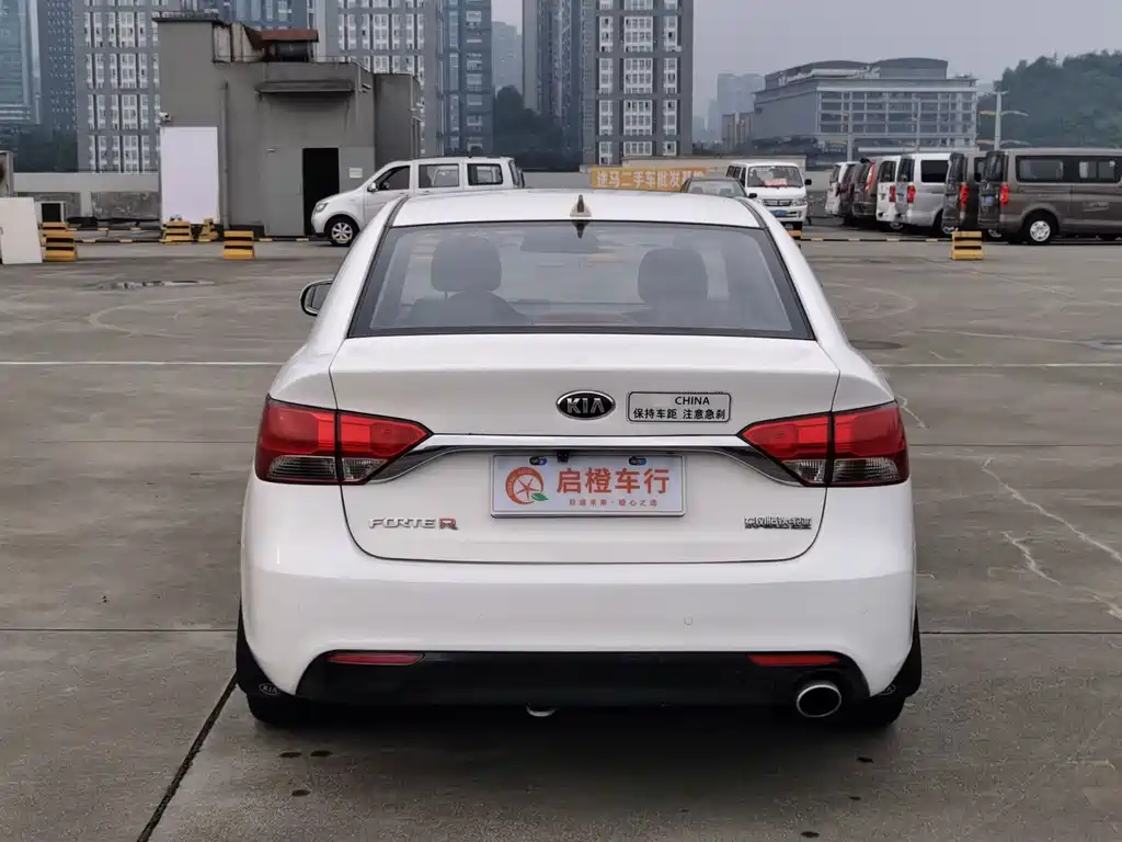 Kia Forte — миниатюра 15