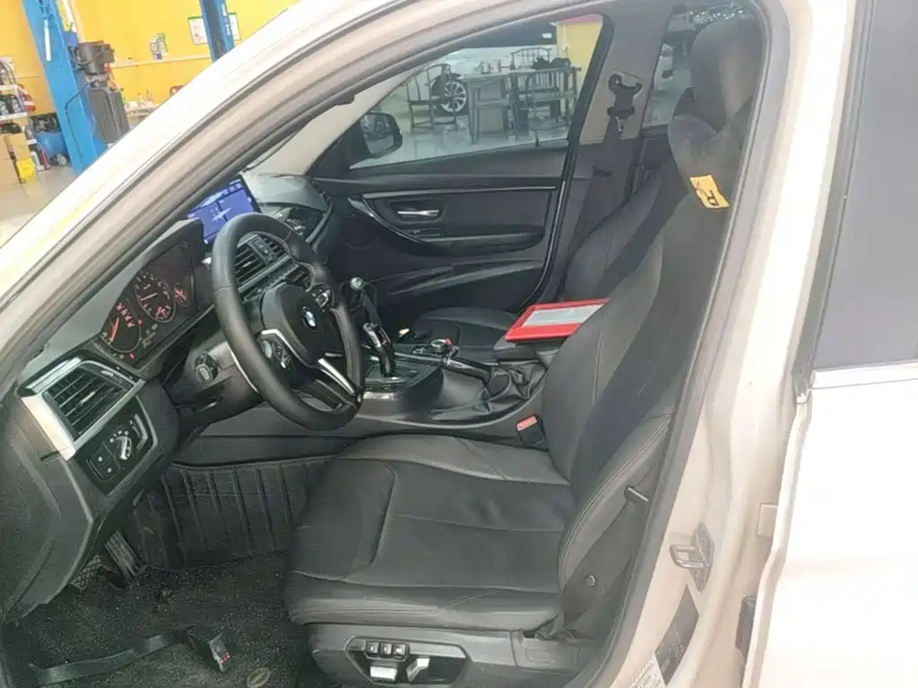 BMW 3 Series — миниатюра 15