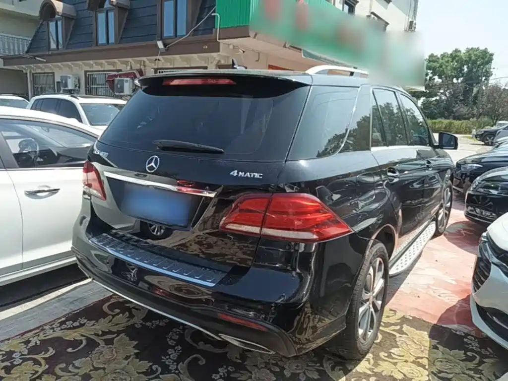 Mercedes-Benz GLE (Import) — миниатюра 7