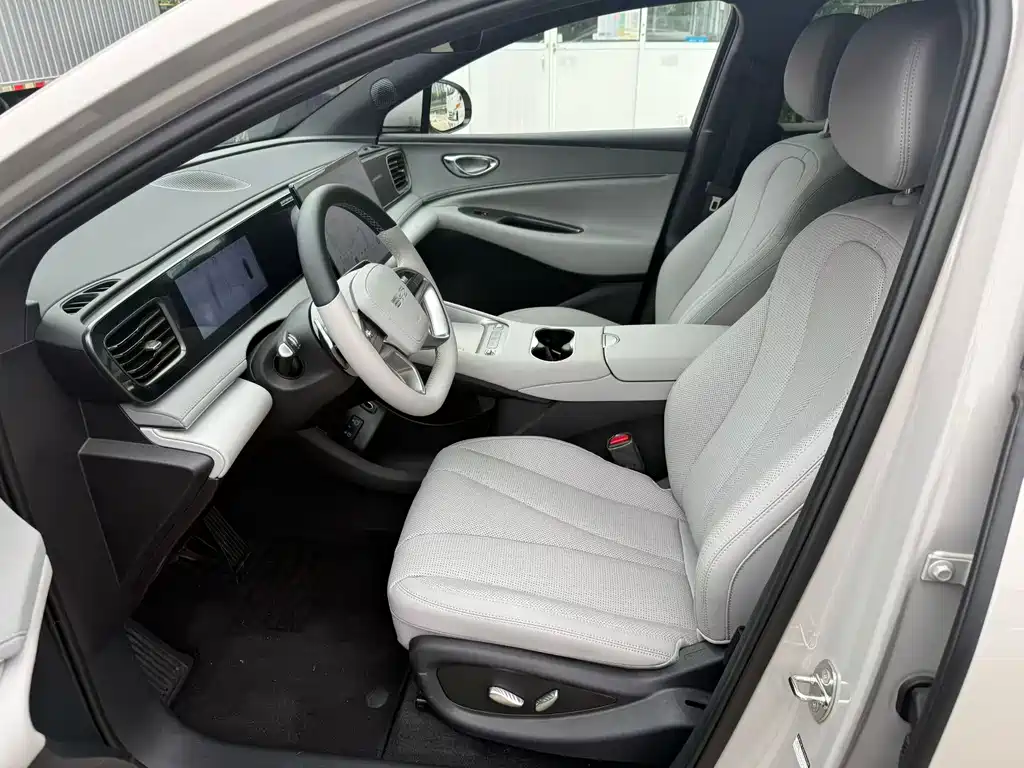 BYD Sea Lion 06 06 2025 EV 605 Pro