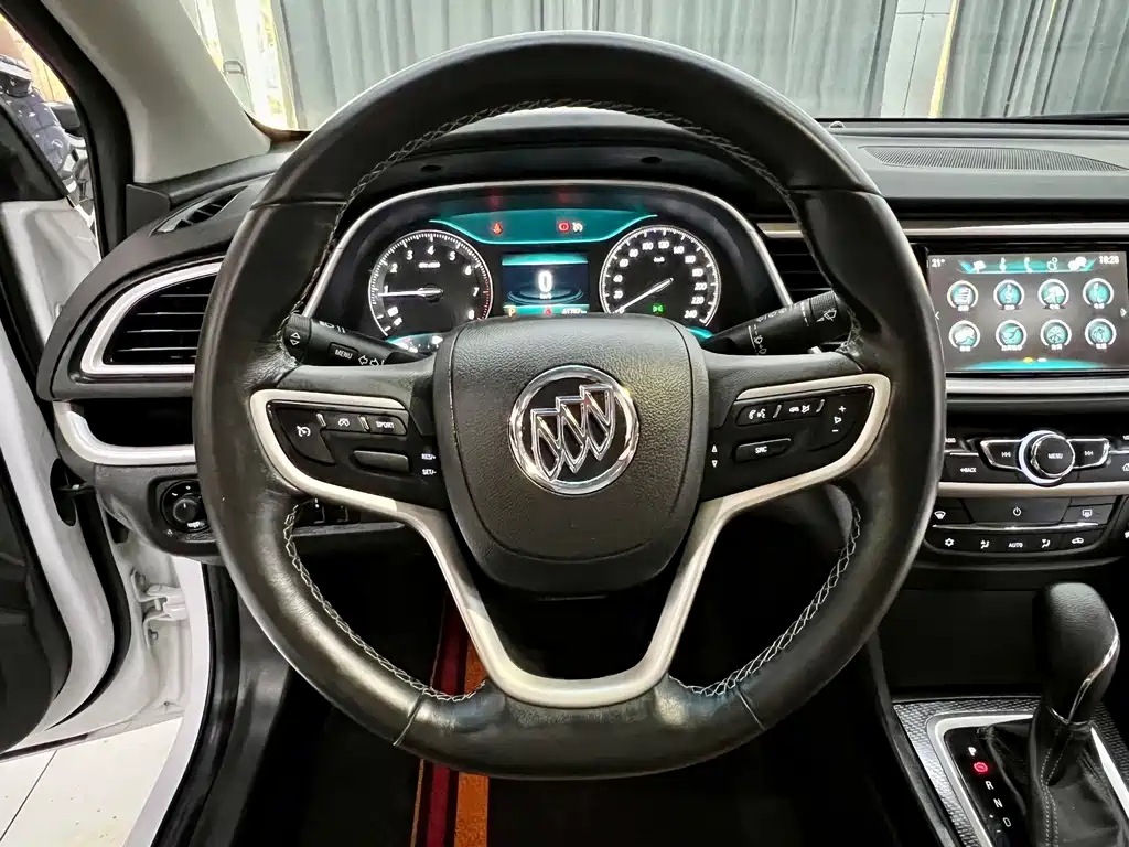 Buick Excelle — миниатюра 11