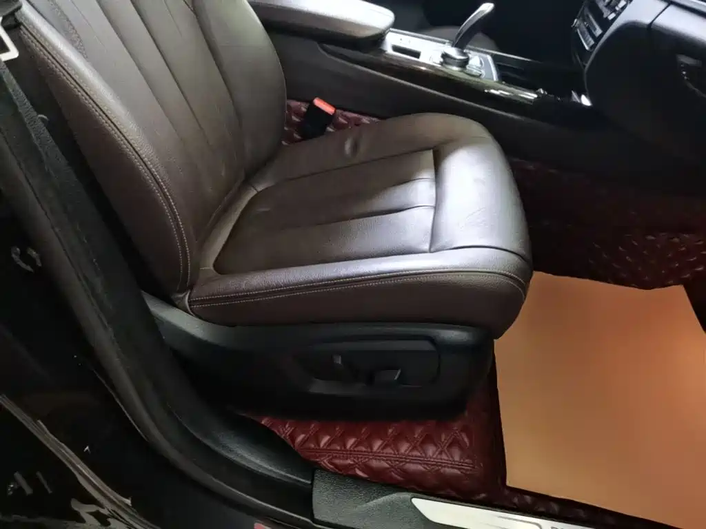 BMW X5 (Import) — миниатюра 25