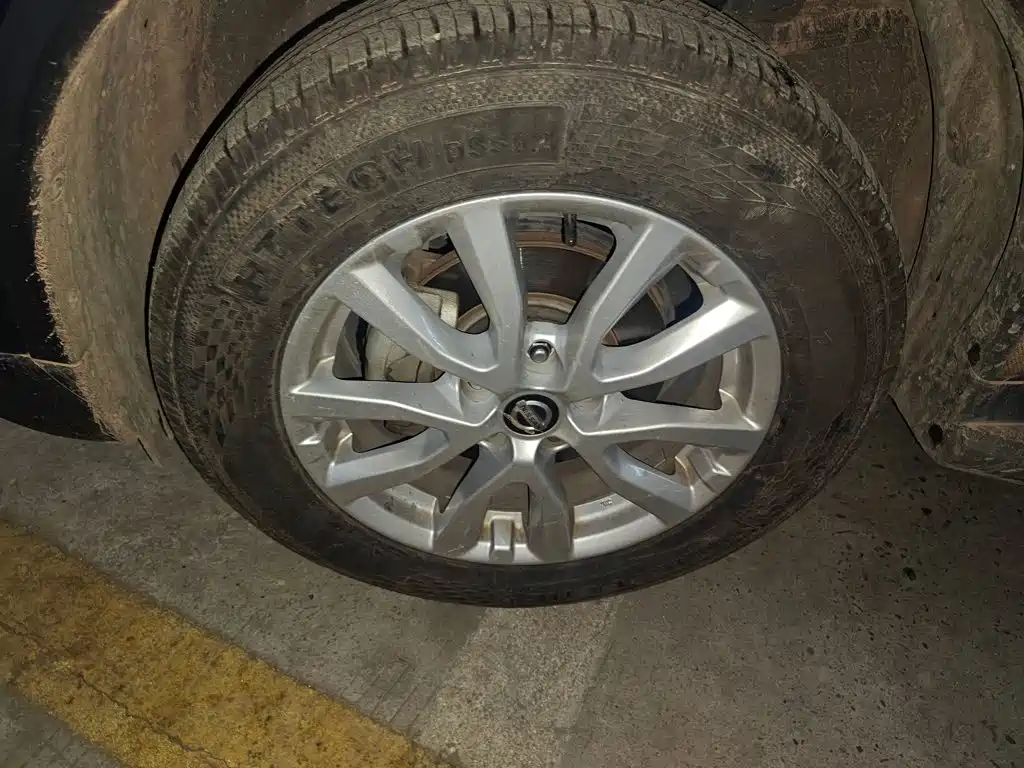 Nissan X-Trail — миниатюра 25