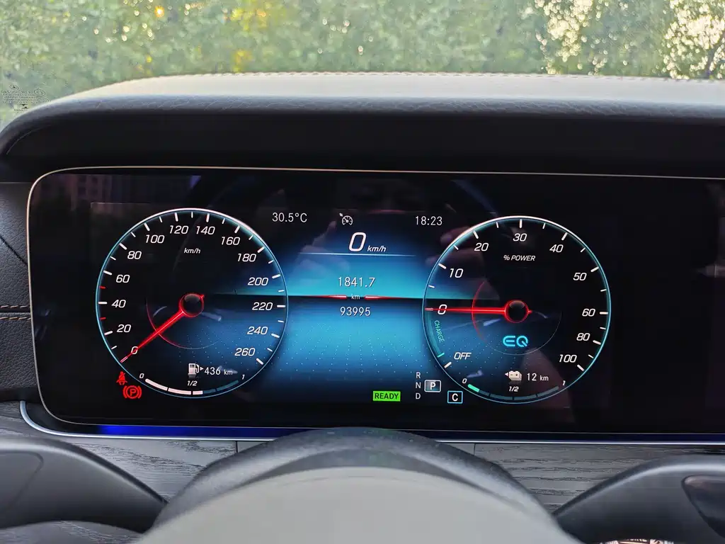 Mercedes-Benz E-Class E 2022 E 350 e L