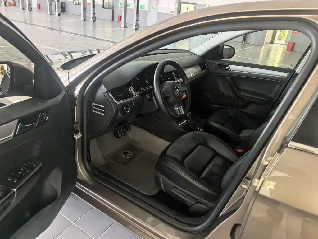 Volkswagen Bora — миниатюра 3