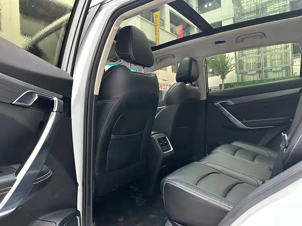 GEELY AUTOMOBILE BOYUE