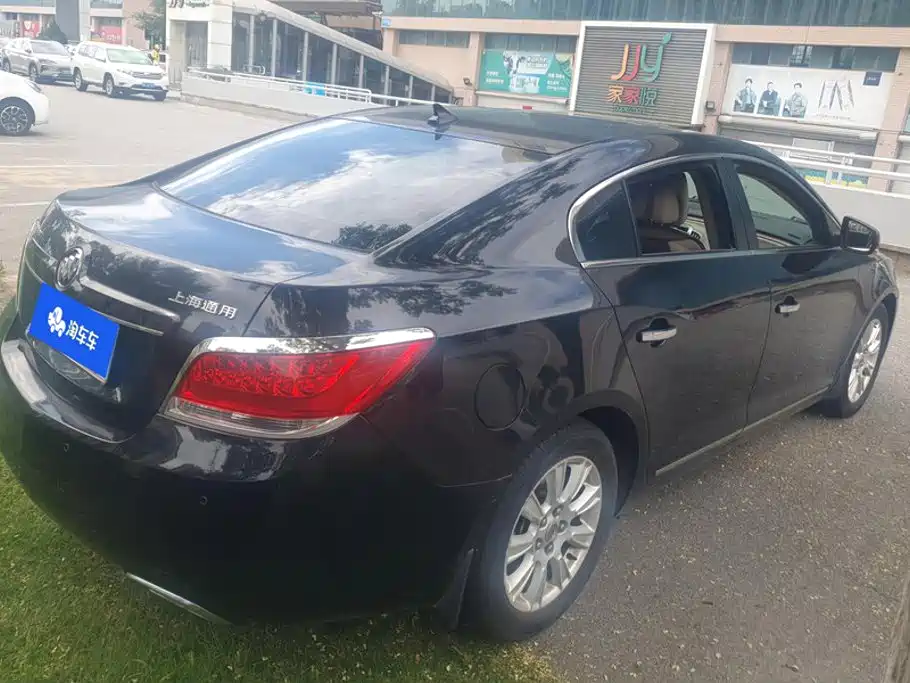 Buick LaCrosse 2012 2.4L SIDI