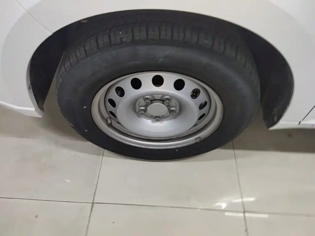 Wuling Hongguang PLUS — миниатюра 23