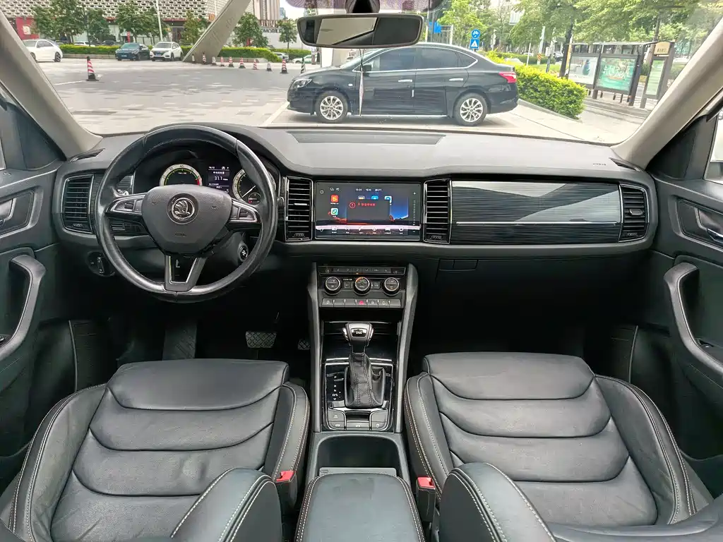 Skoda Kodiaq 2018 TSI330 5 мест Luxury