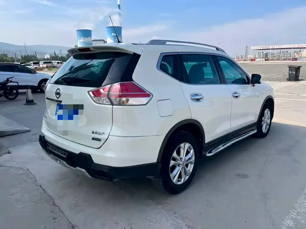 Nissan X-Trail — миниатюра 5