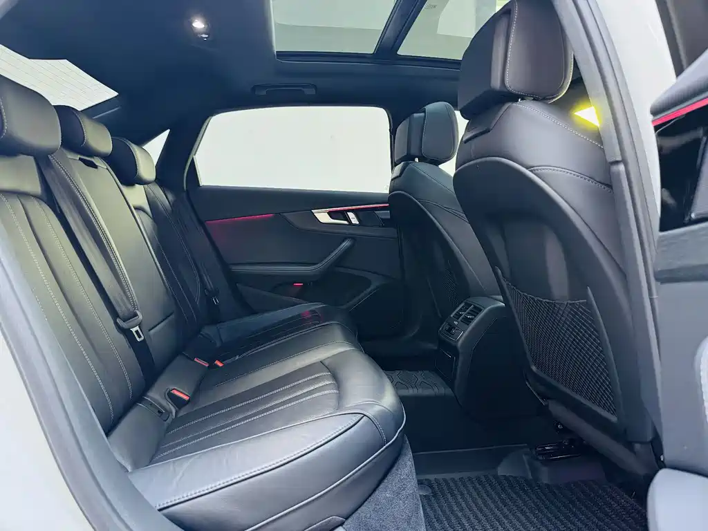 Audi A4L — миниатюра 9