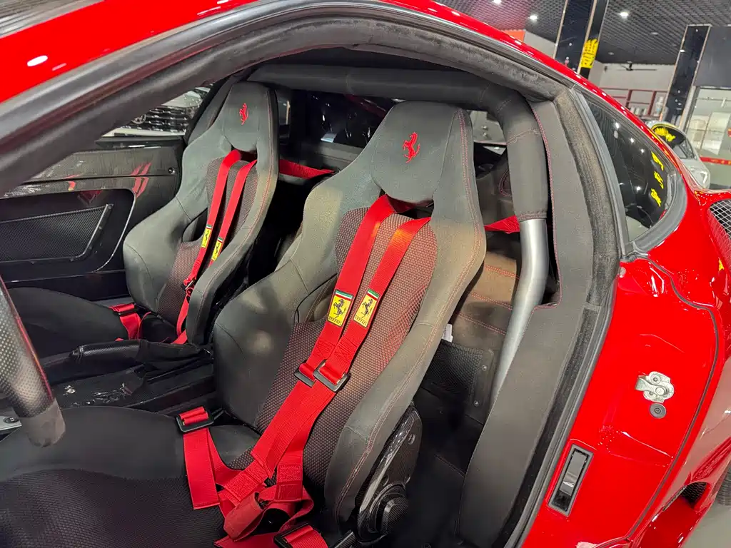 Ferrari F430 2009 Scuderia Coupe 4.3
