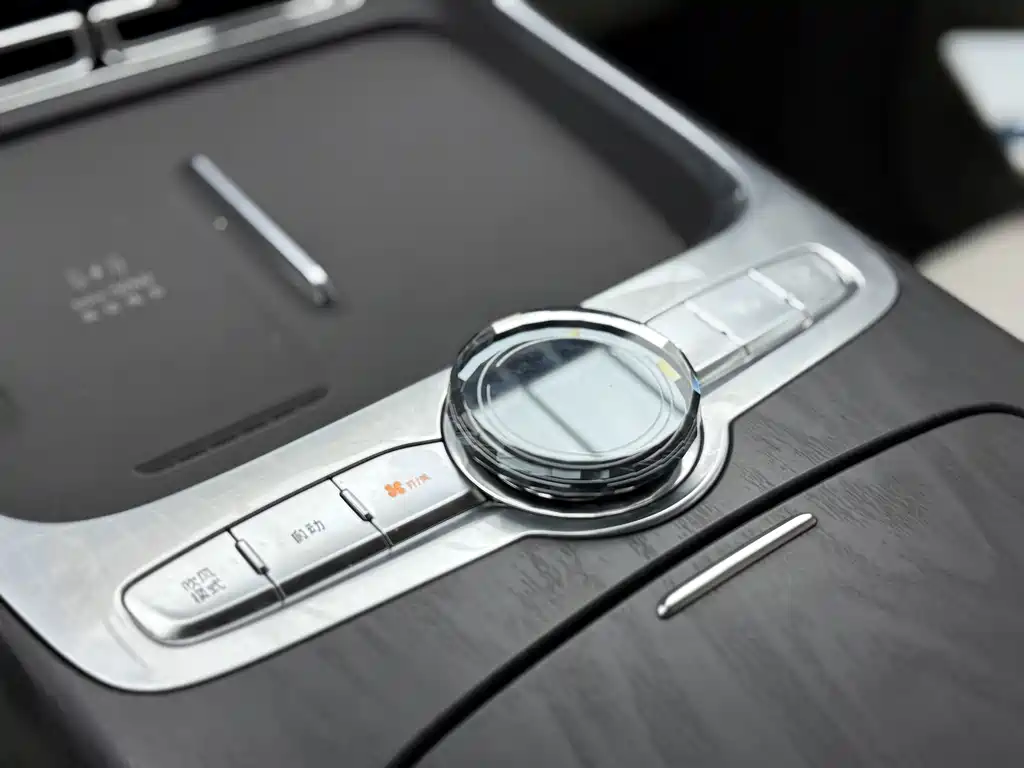 Galaxy Galaxy M9 — миниатюра 10