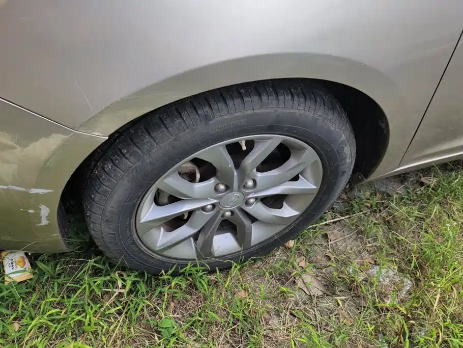 Geely Emgrand GL — миниатюра 6