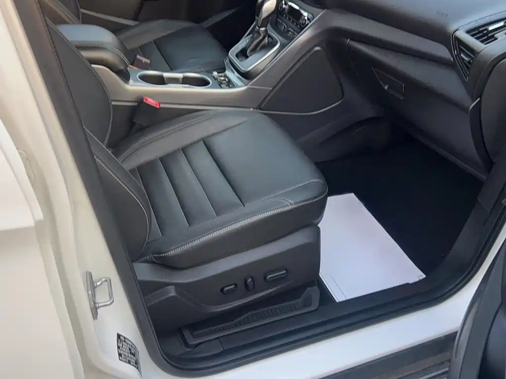 Ford Kuga — миниатюра 14