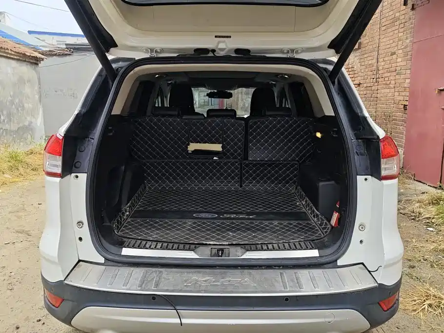 Ford Kuga — миниатюра 4