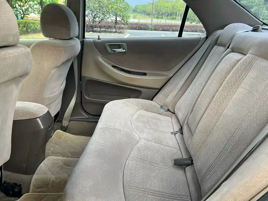 Honda Accord — миниатюра 9