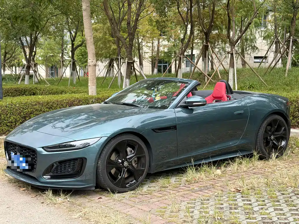 Jaguar F-TYPE