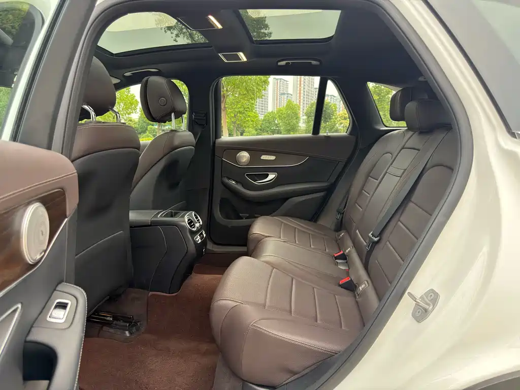 Mercedes-Benz GLC 2021 GLC 260 L 4MATIC Luxury