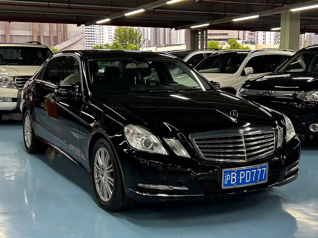 Mercedes-Benz E-Class — миниатюра 3