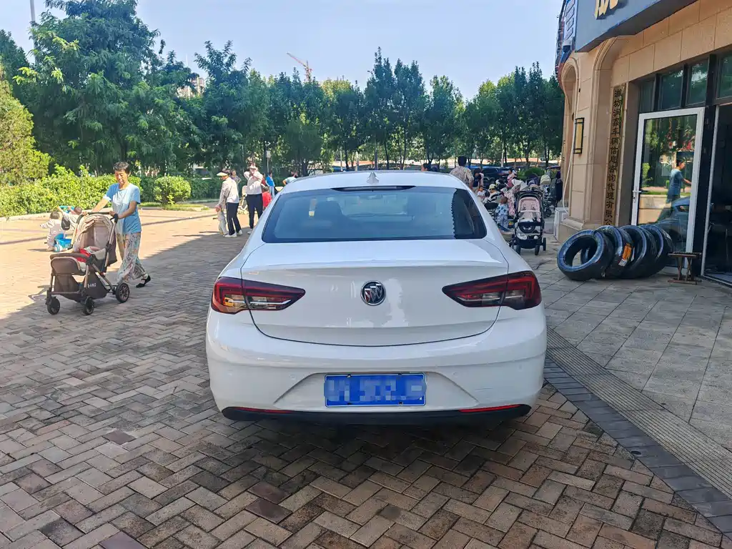 Buick Regal — миниатюра 16