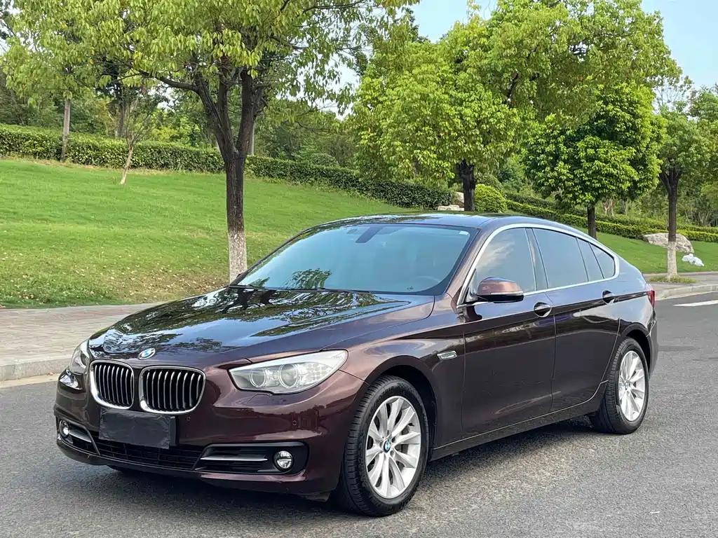 BMW 5 Series GT 2015