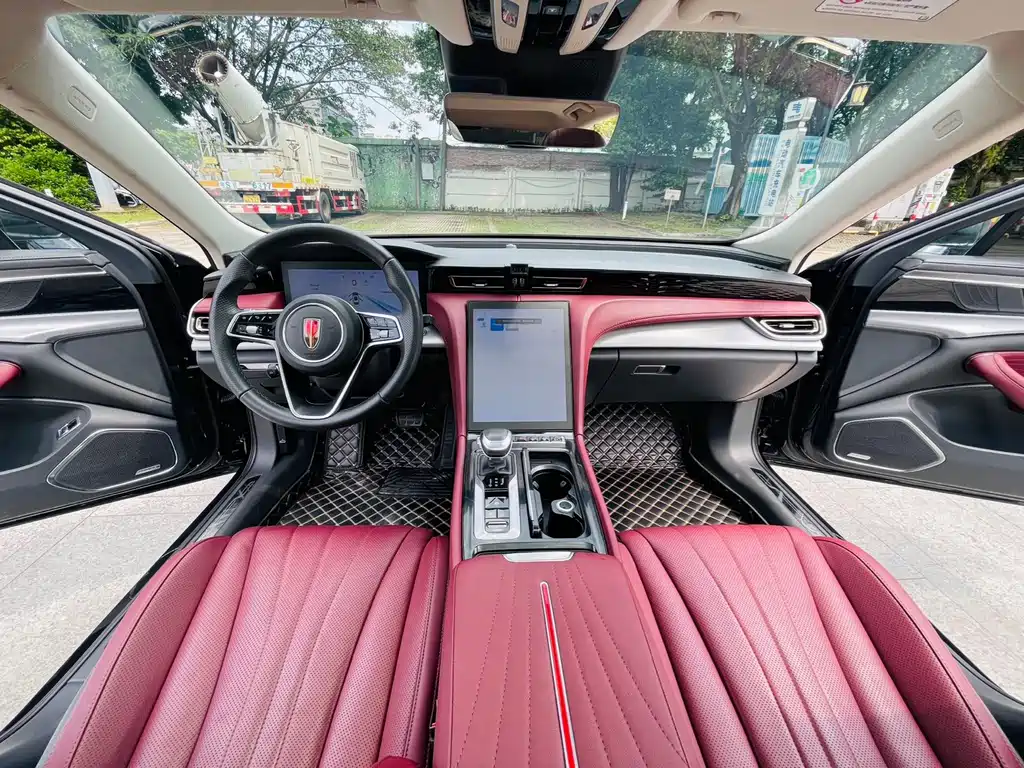 Hongqi Hongqi H5 — миниатюра 7