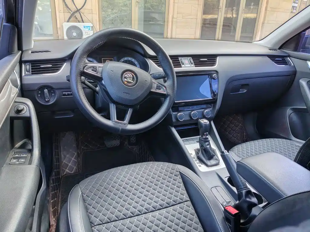 Skoda Octavia — миниатюра 10