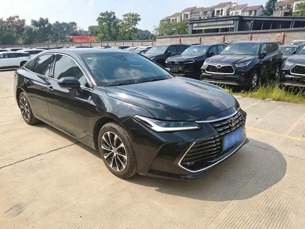 Toyota Avalon — миниатюра 2
