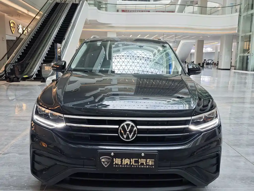 Volkswagen Tiguan L L 2025 300TSI AT