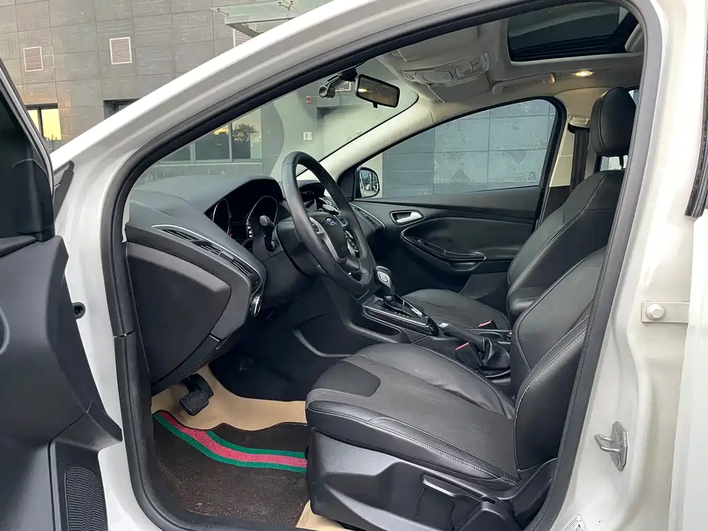 Ford Focus — миниатюра 6
