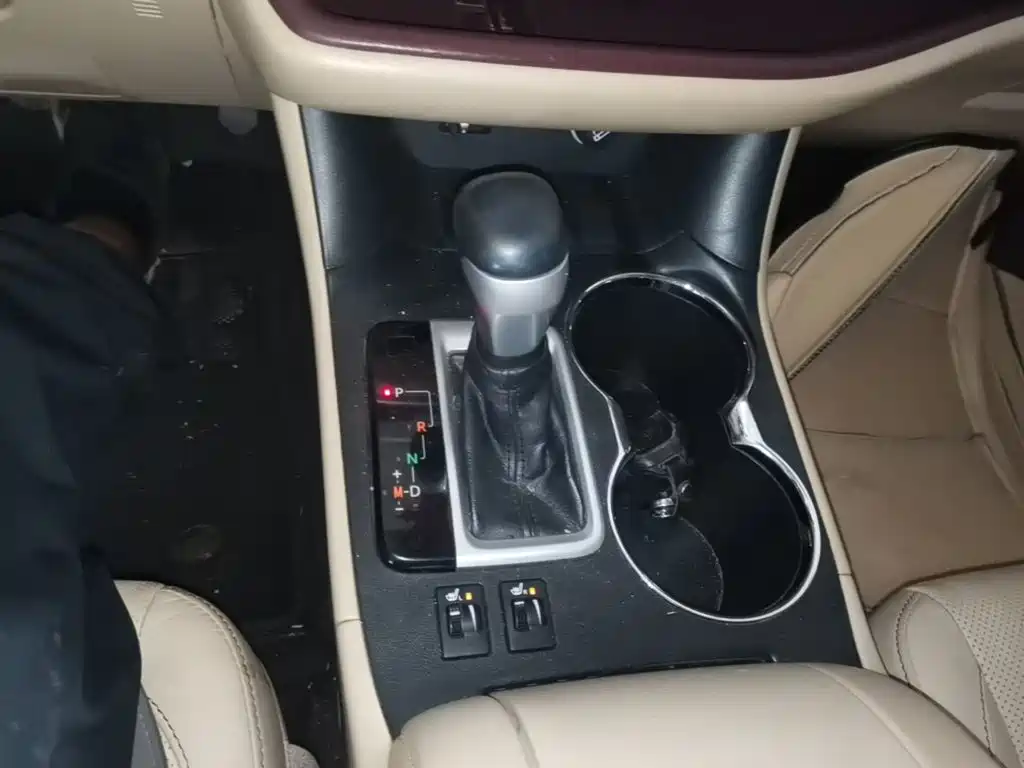 Toyota Highlander — миниатюра 14
