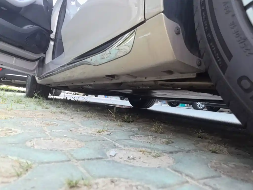Roewe Wing Wai M7 DMH — миниатюра 22