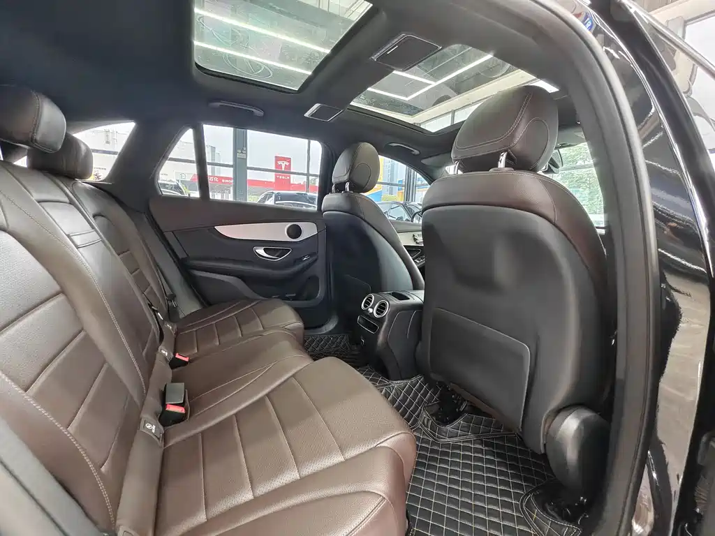 Mercedes-Benz GLC 2020 GLC 260 L 4MATIC