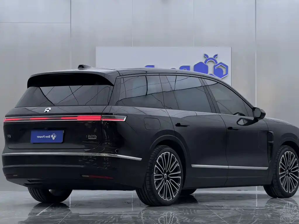 NIO ES8 — миниатюра 6