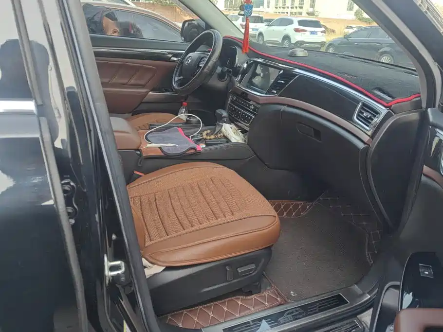 GAC Motor Trumpchi GS8 — миниатюра 8