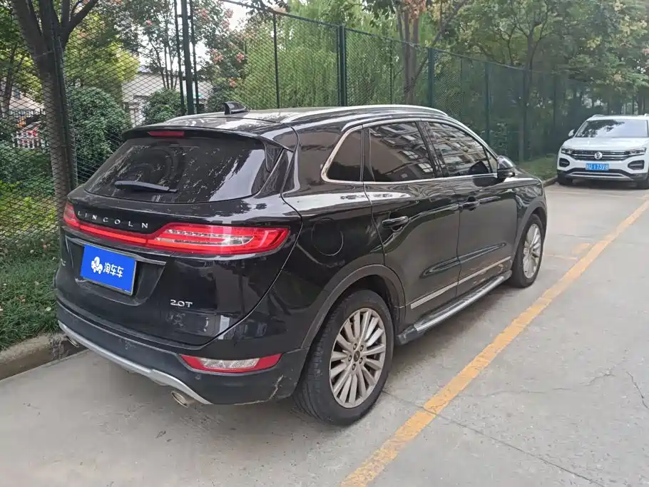 Lincoln MKC — миниатюра 3
