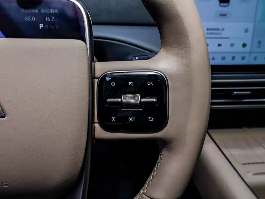 Li Auto Li MEGA — миниатюра 14