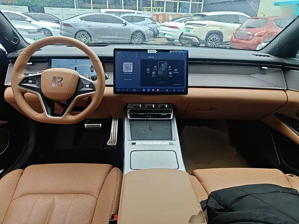 BYD Han L — миниатюра 10