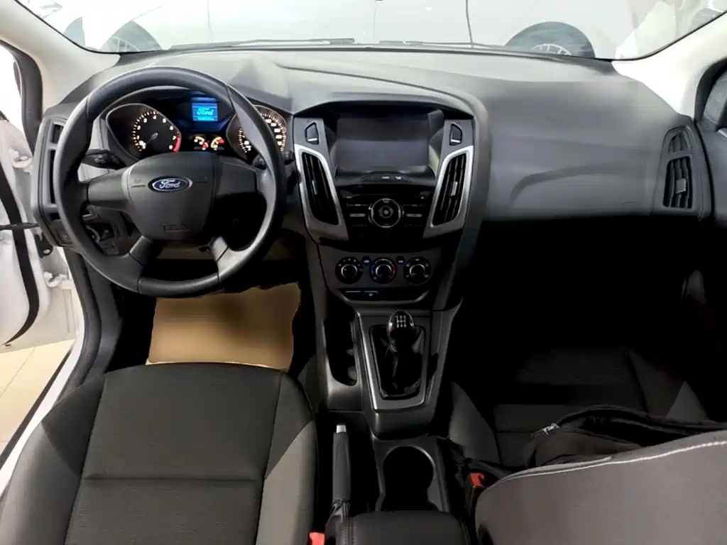 Ford Focus — миниатюра 10