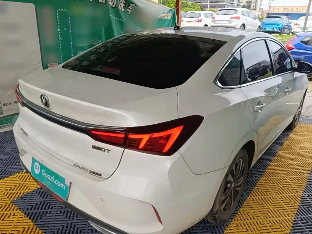 Changan Eado — миниатюра 7