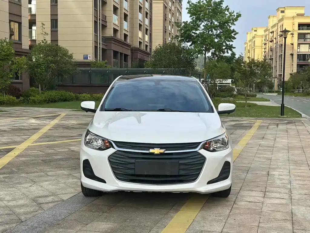 CHEVROLET KOVOZ