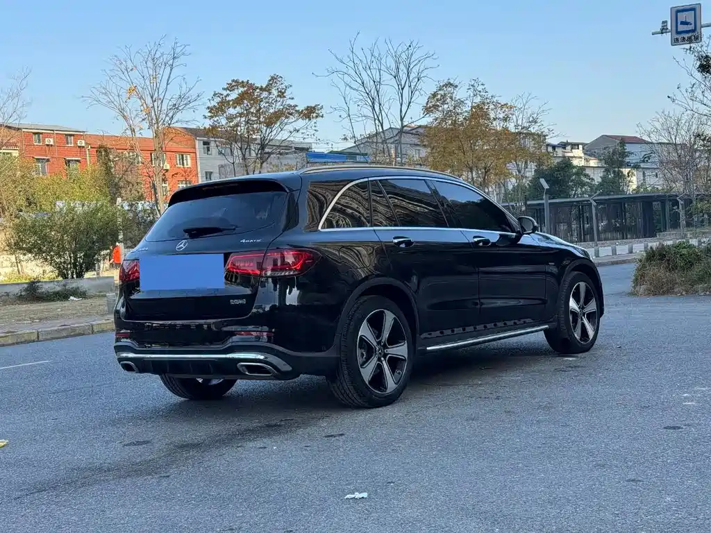 Mercedes-Benz GLC — миниатюра 10