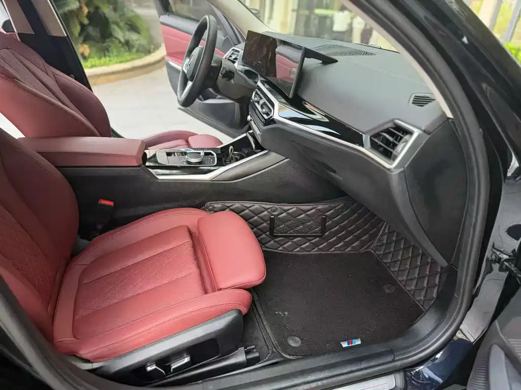 BMW i3 2022 eDrive 35 L