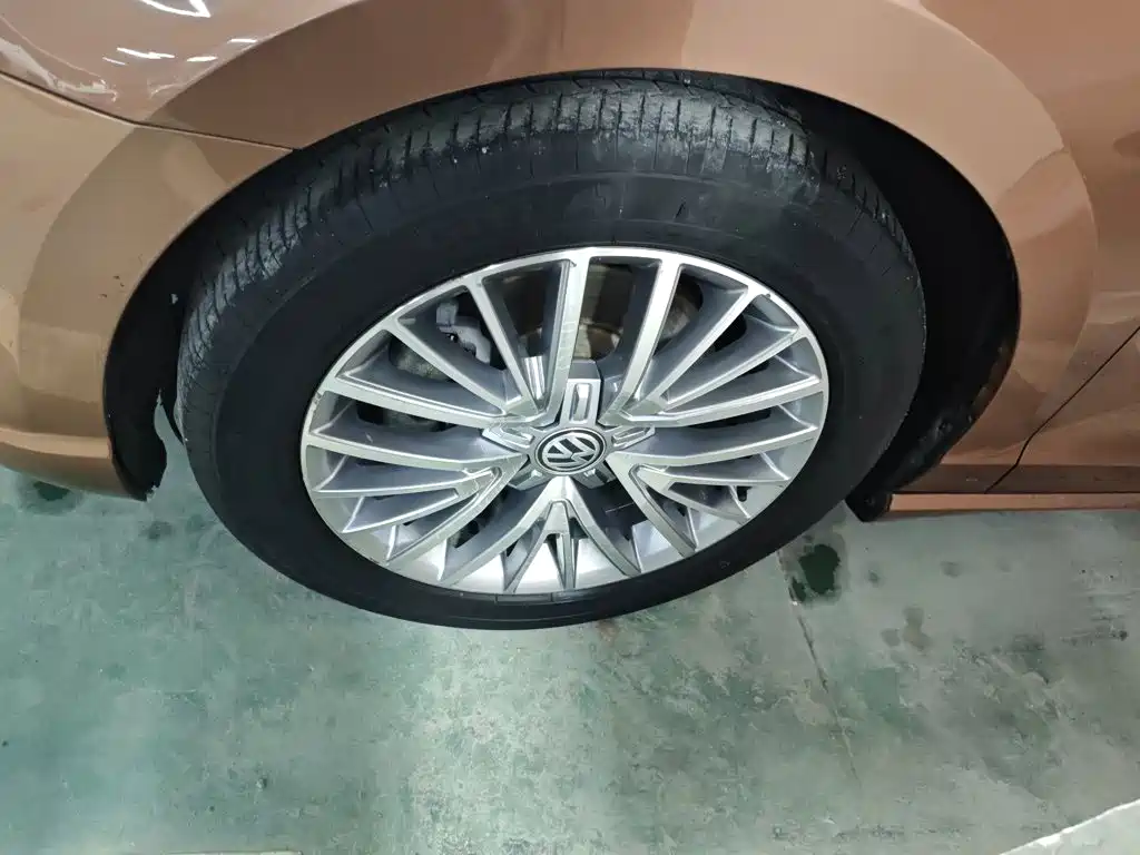 Volkswagen Lamando — миниатюра 25