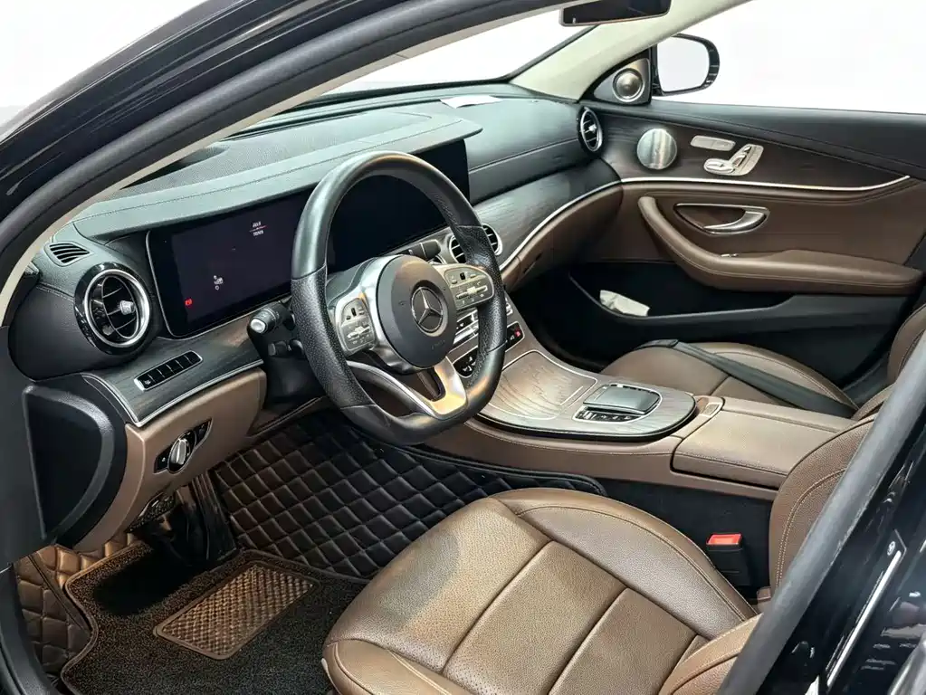 Mercedes-Benz E-Class E 2020 E 300 L Sport