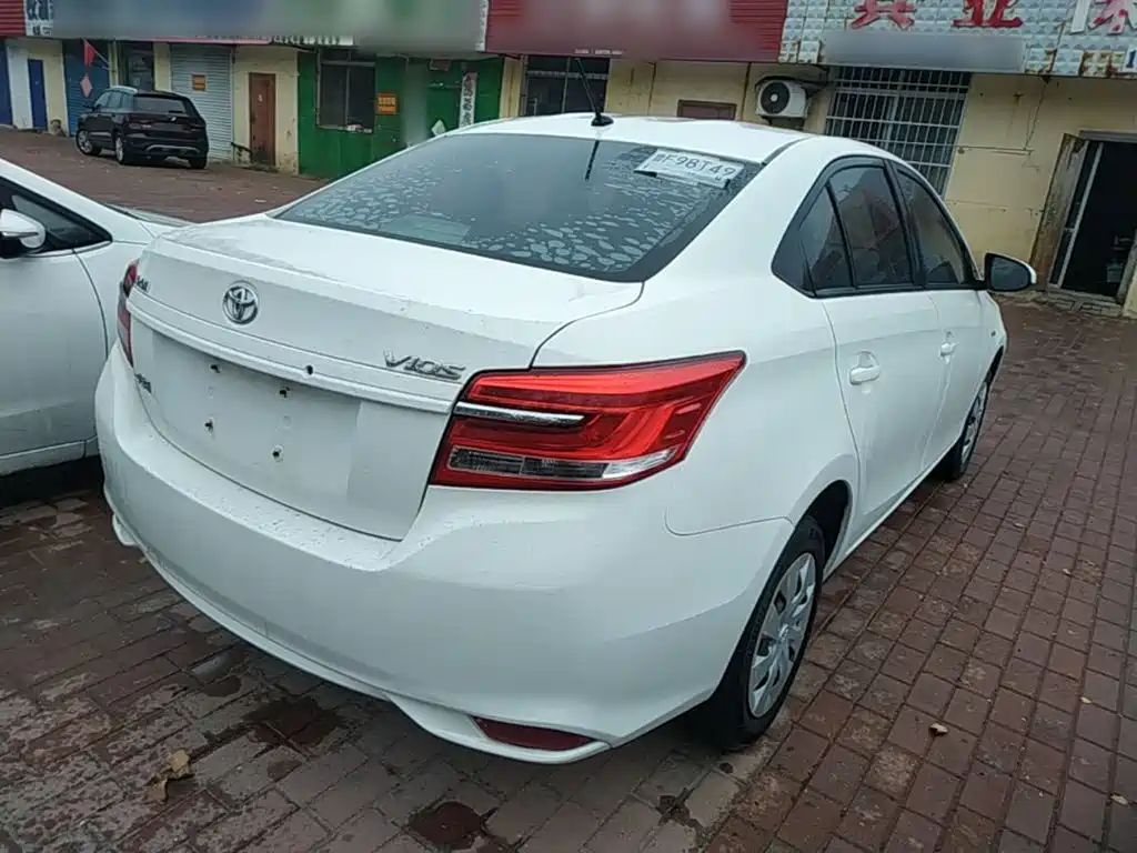 Toyota Vios — миниатюра 7